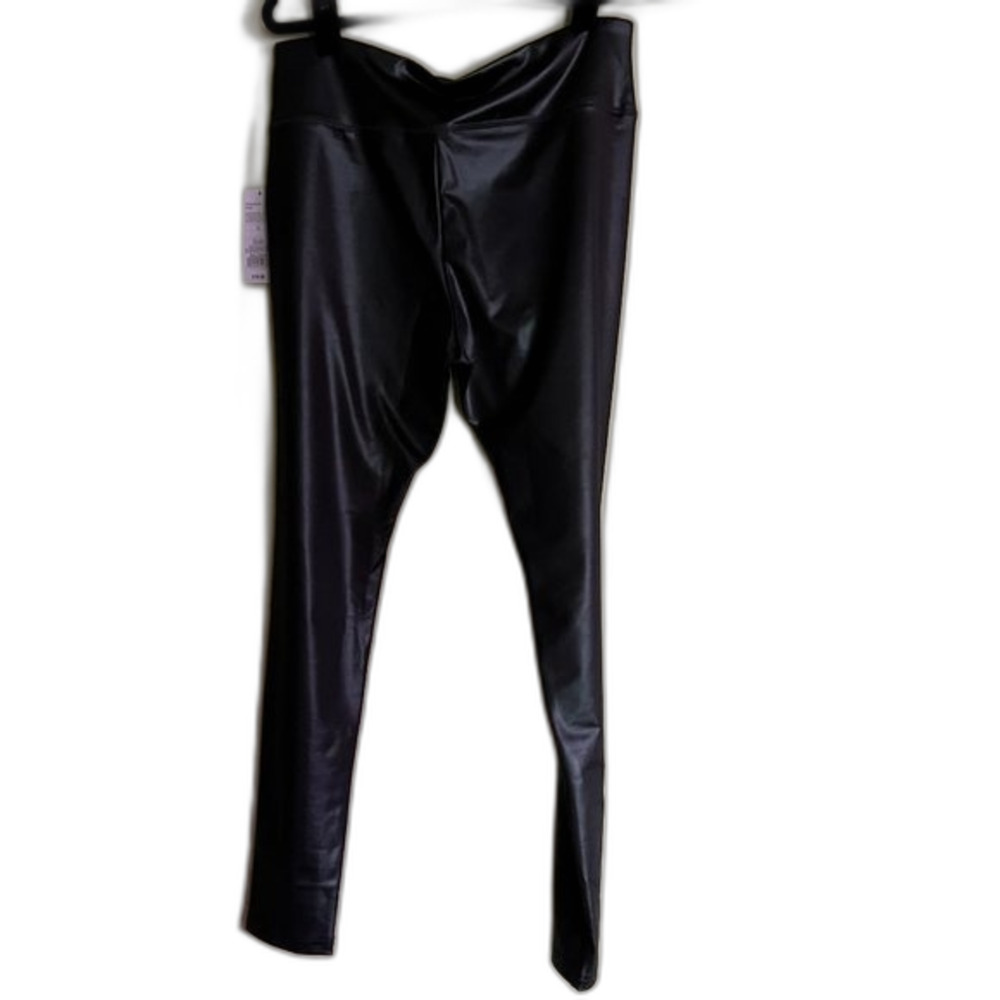 NWT Wild Fable Faux Leather Leggings Size Large